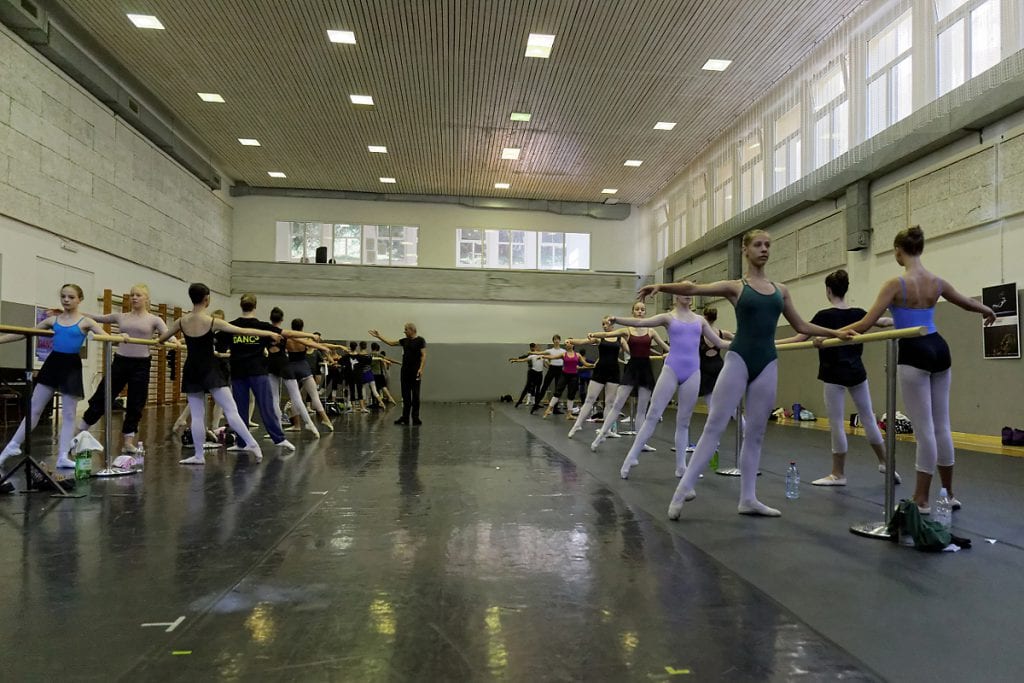 BALETNI TRENING DANCS-PIRAN